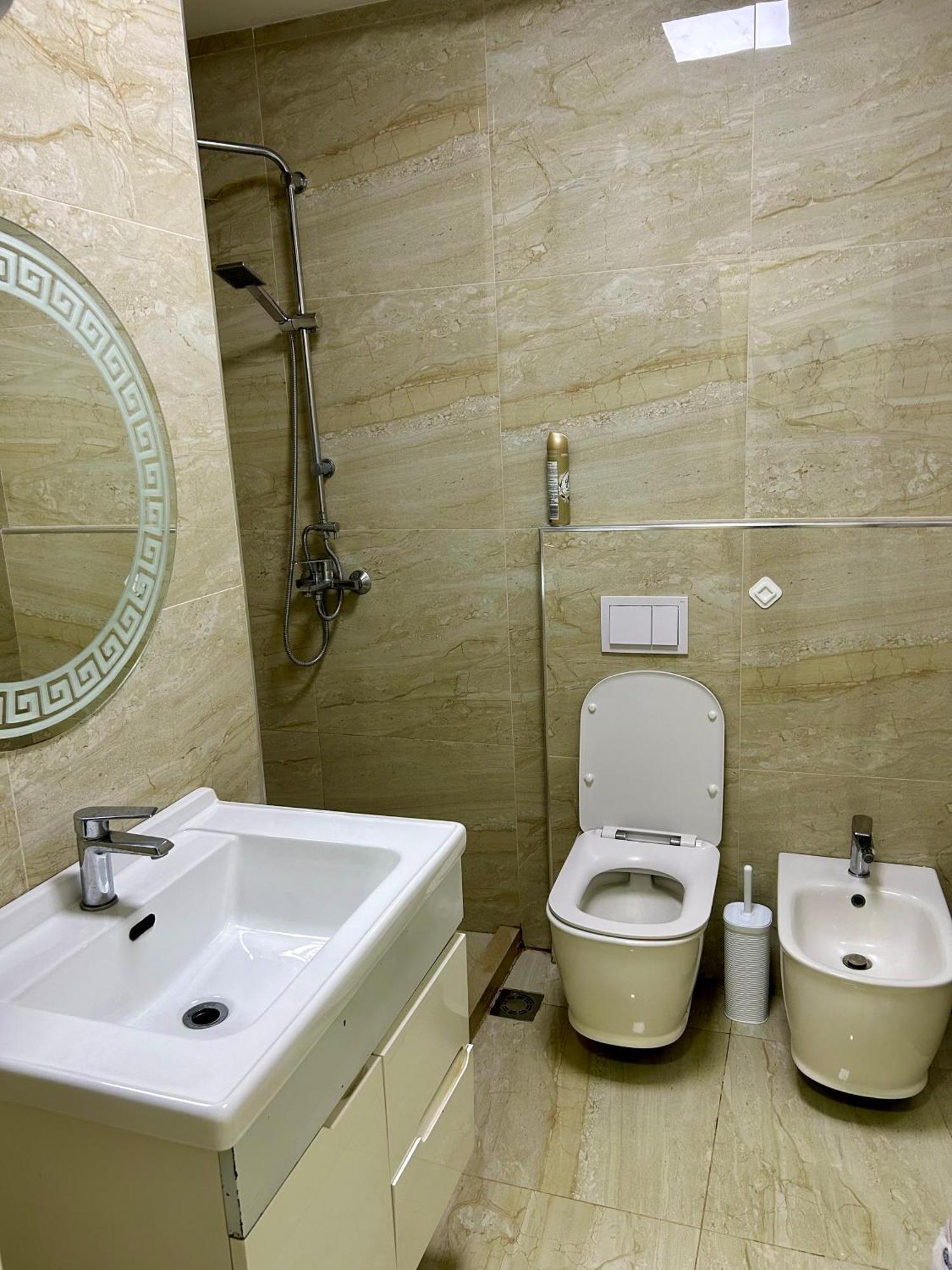 A&X Lovely And Central Apartment - 24H Self Check-In Tirana Exterior foto